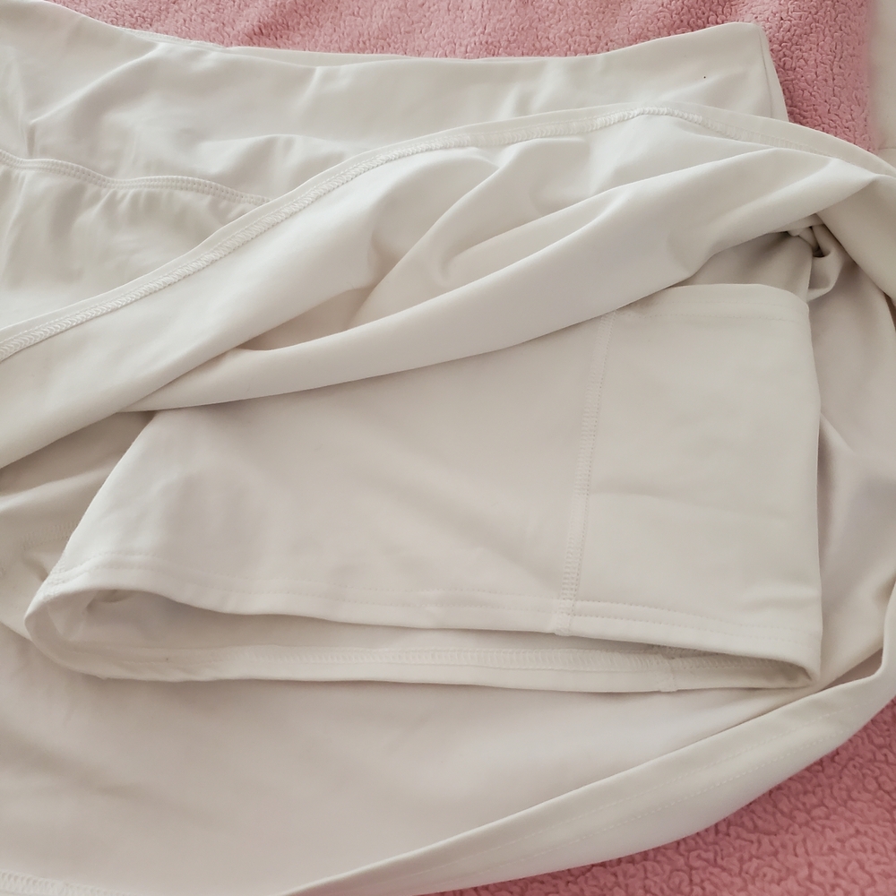 All in Motion Classic White Skort - Picture 3 of 3